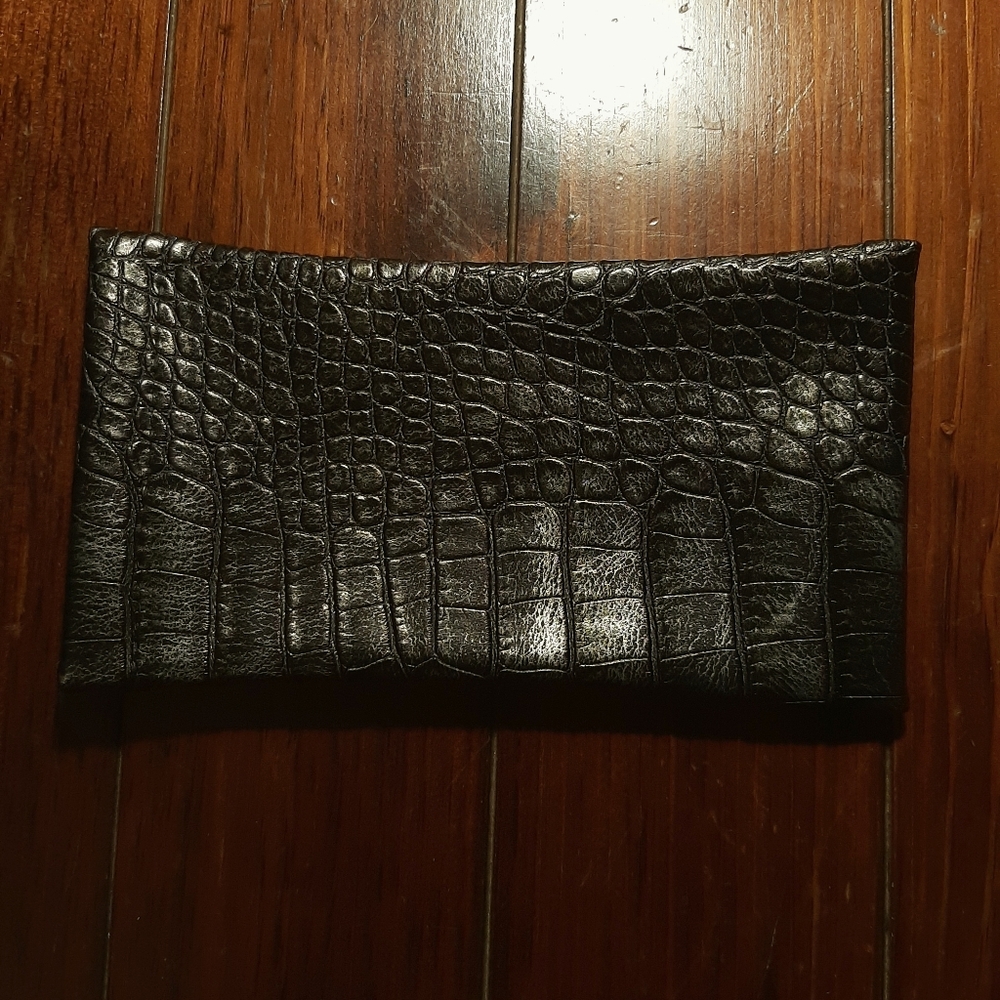 Corinne mccormack croc embossed glasses pouch blck